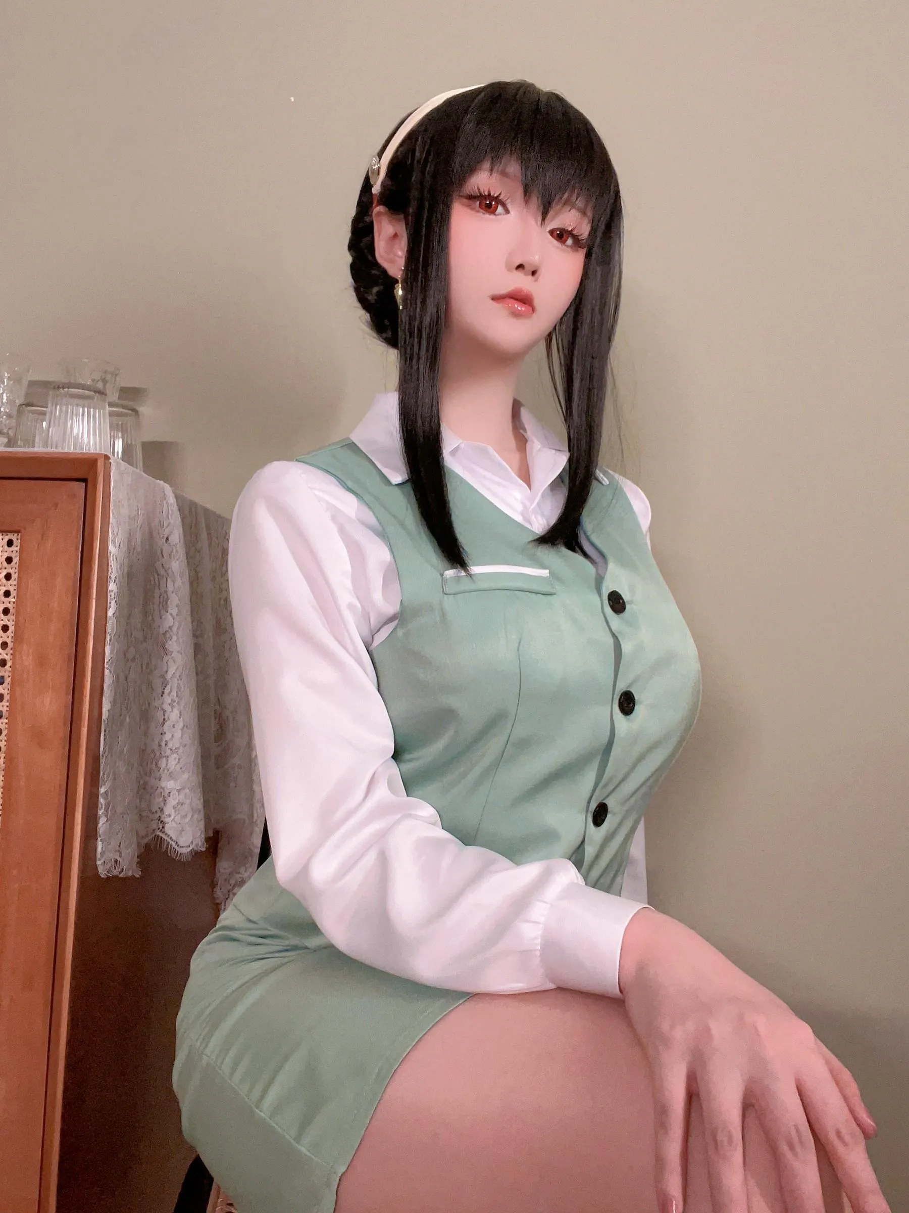 星之迟迟 – NO.139 约尔圣诞2 OL制服 [72P]插图1